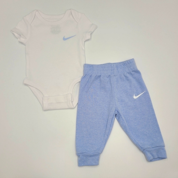 NEW Nike baby boy bodysuit and pants set size 3 months - Picture 1 of 3